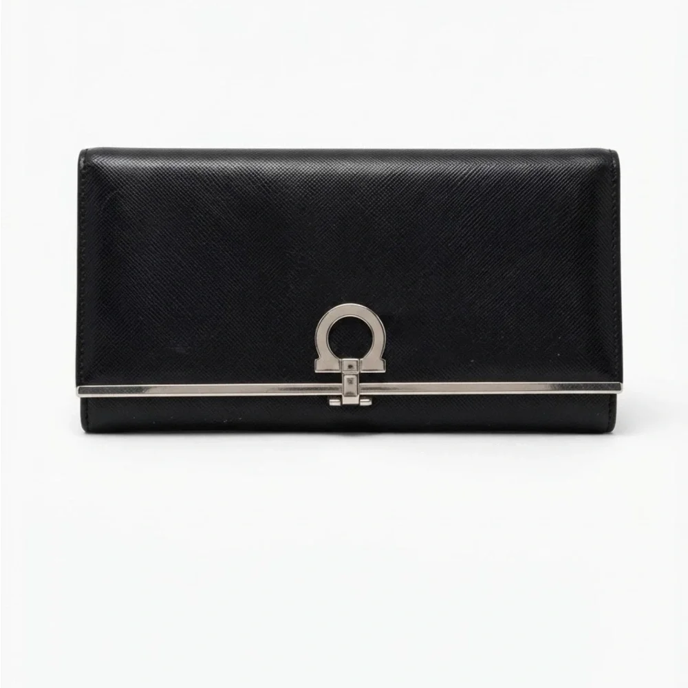 Authentic Salvatore Ferragamo Gancini Saffiano Continental Wallet + COA